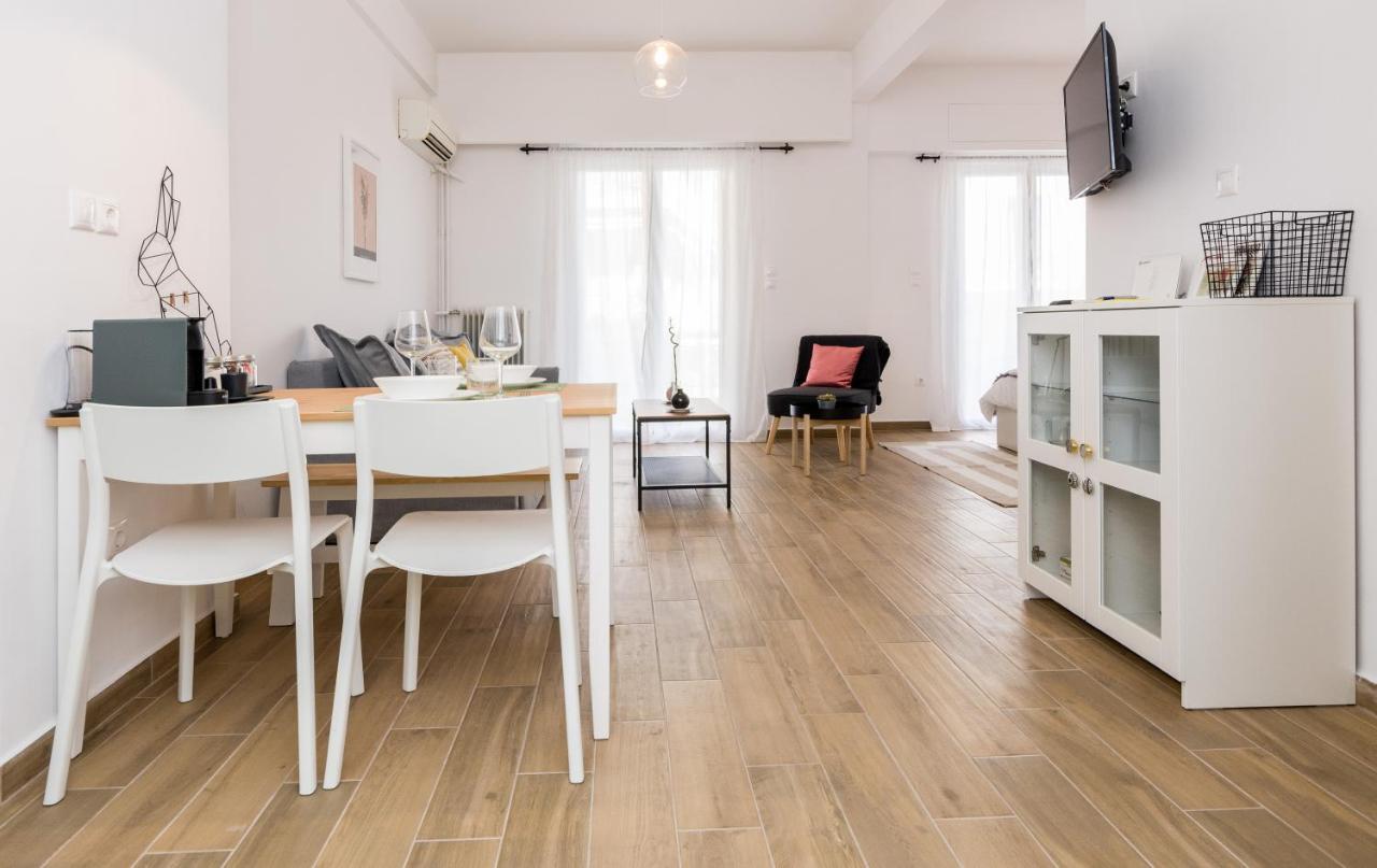 Wide Comfy Studio Apartment Centrally Located In Thissio Athens Ngoại thất bức ảnh